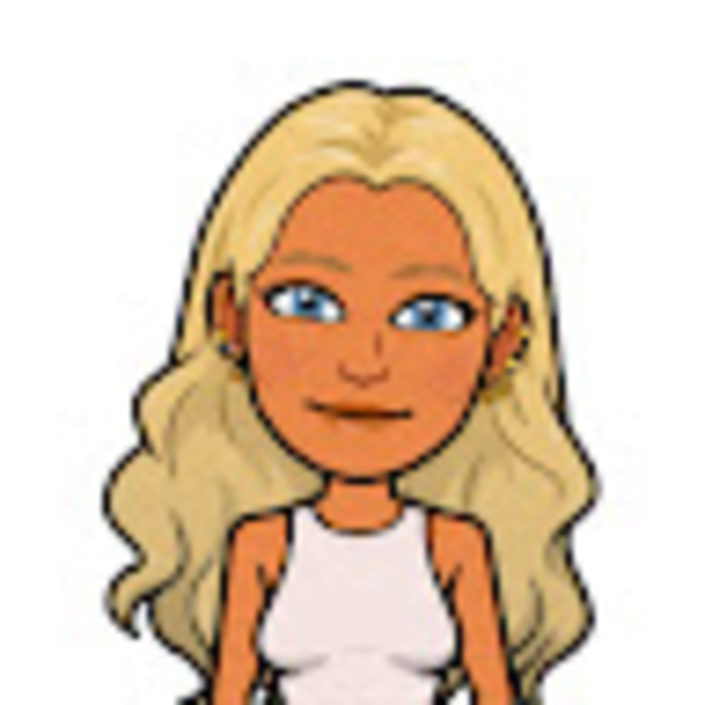 Meet your Posher, Courtney